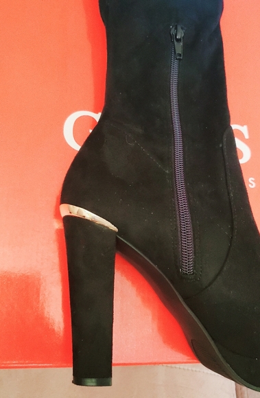 GUESS black suede over the knee boots - Picture 3 of 4